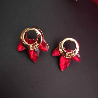 Trendilook Cute Crystal Stud Earring