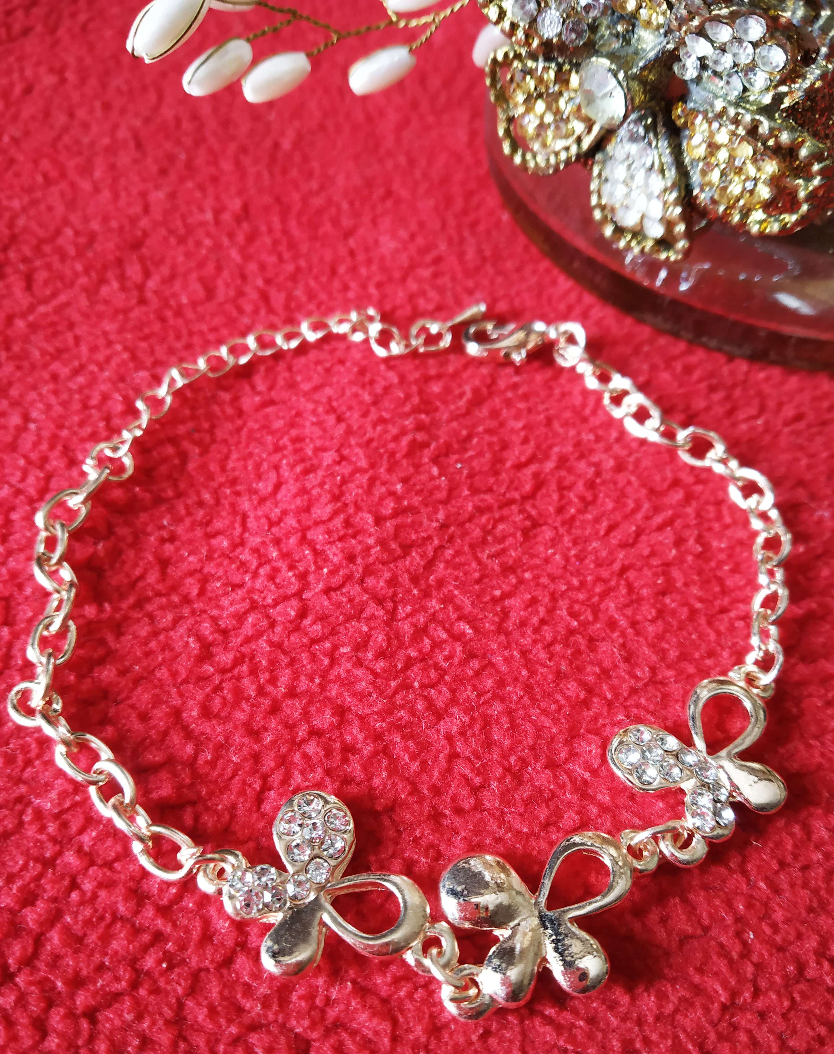 Trendilook Stylish Bracelet for Beautiful Ladies