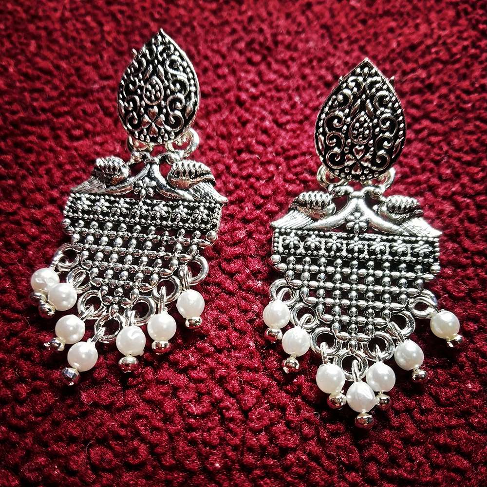 Trendilook German Silver With Pearl Jhumka Style Earring - Image 3
