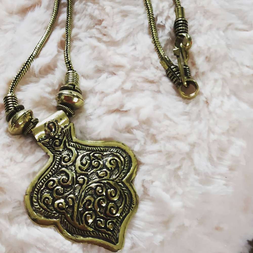 Trendilook Oxidised Golden Neckpiece - Image 3
