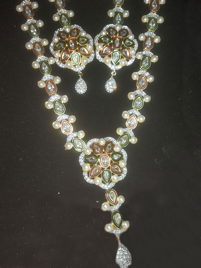 Trendilook Premium Quality Pearl and Kundan Necklace Set