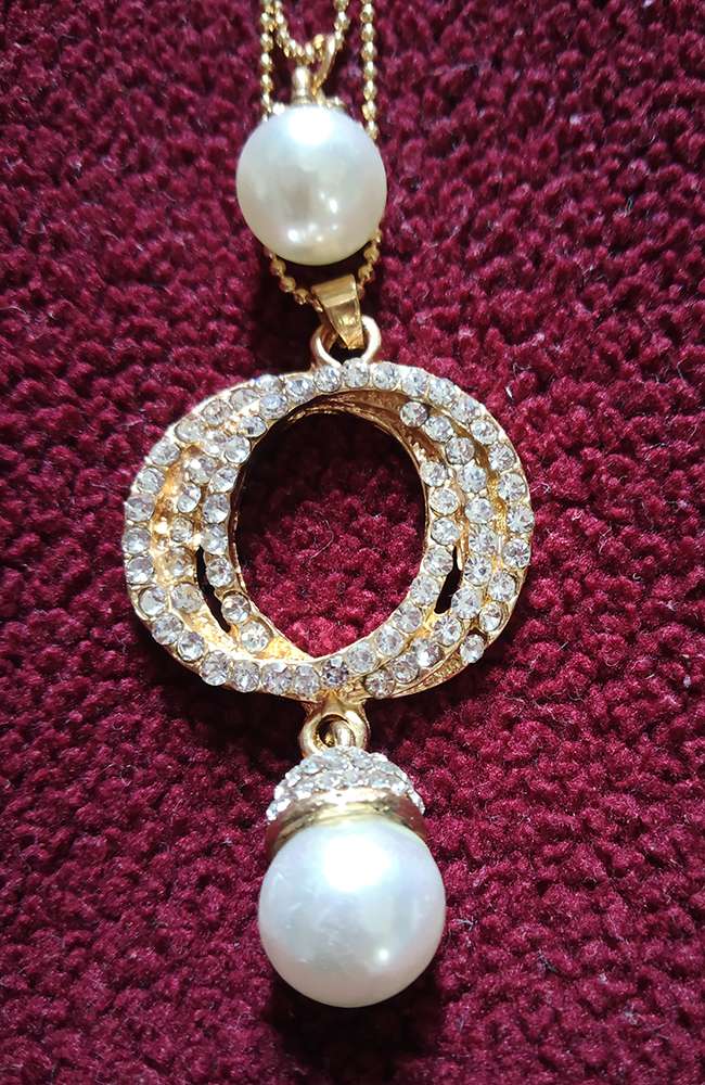 Trendilook Golden Circle Stone Necklace Set - Image 2