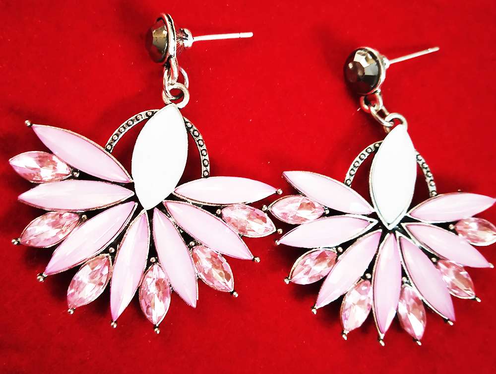 Trendilook Stylish Pink Stud Cute Earring