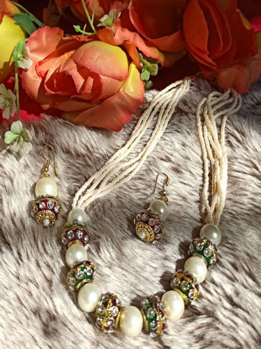 Trendilook Beautiful Green Color Stone Set for Ladies