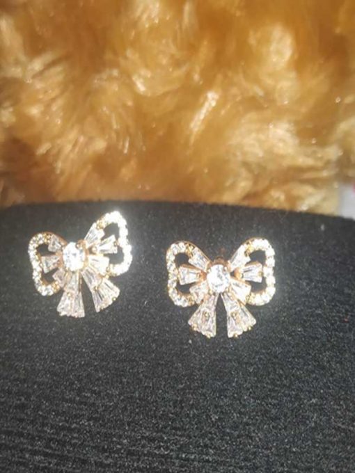 Trendilook Premium Quality Flower Stud Earring