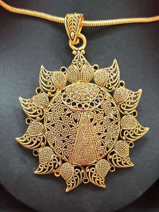 Trendilook Gold Plated Neckpiece