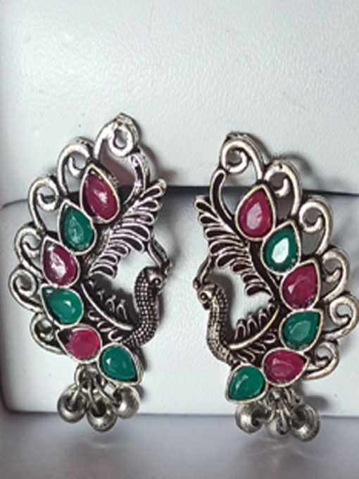 Trendilook Mayur German Silver Kundan Stud Earring