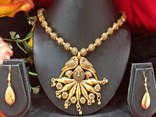 Trendilook Gold Plated Necklace Set